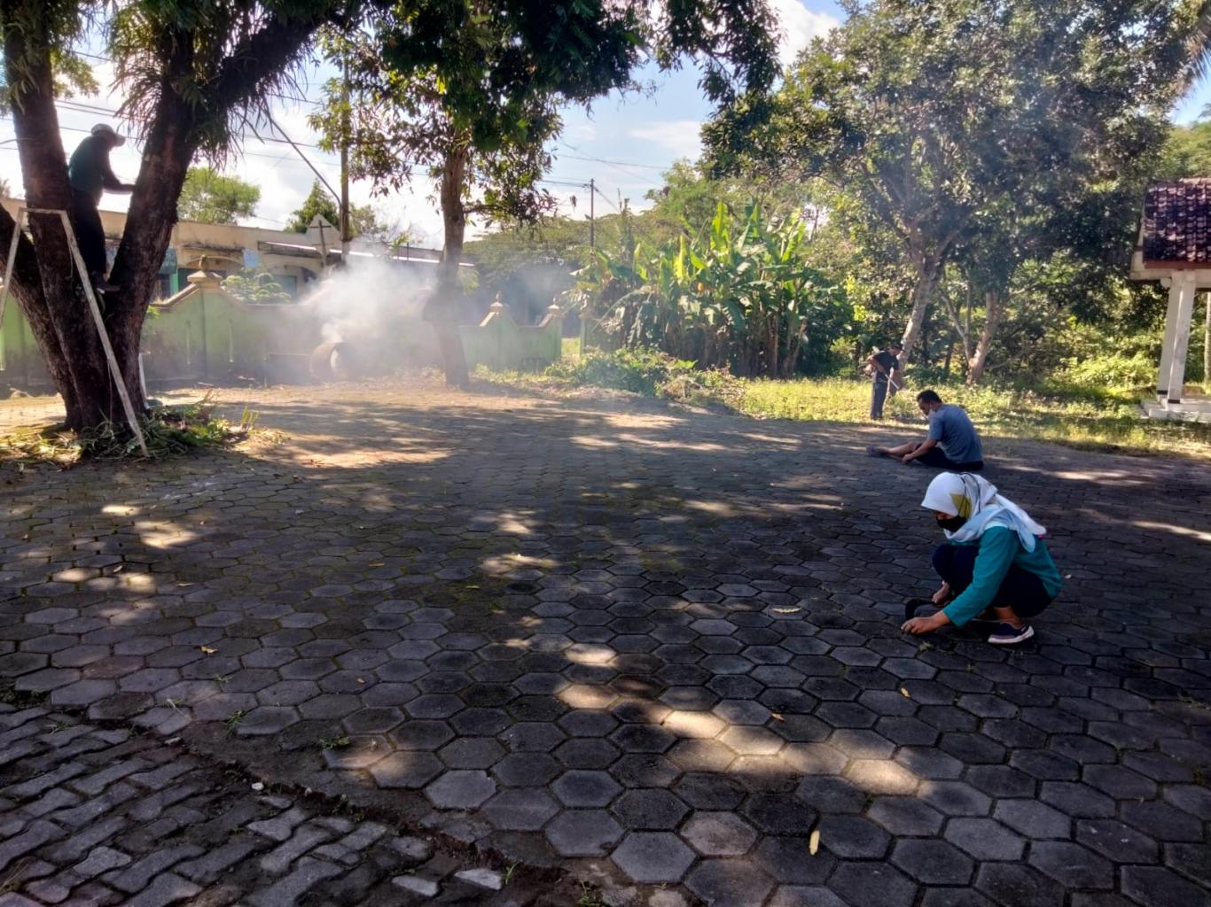 Jumat Bersih Kalurahan Sendangrejo