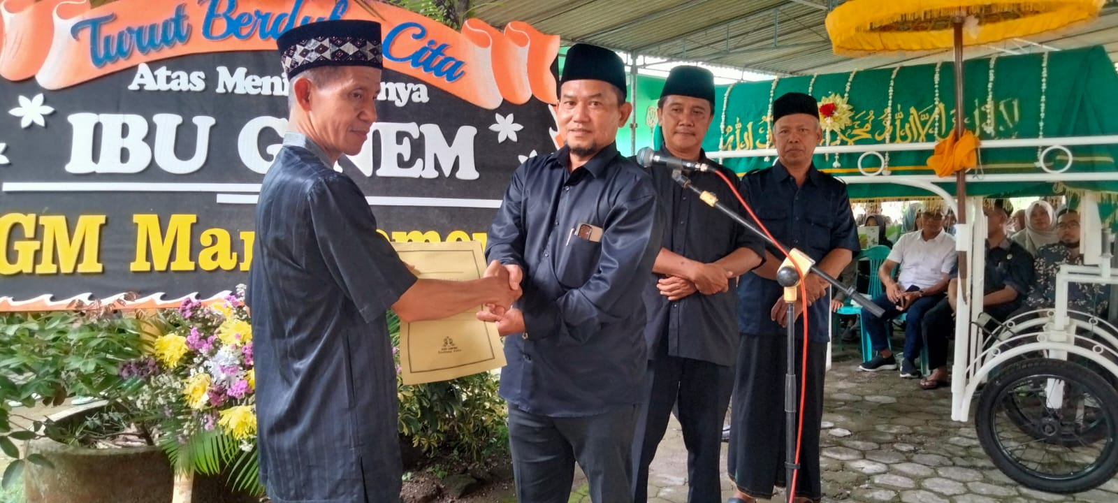 Penyerahan Akta Kematian Atas Nama GINEM
