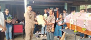 Penyerahan Akta Kematian Atas Nama UDI WARSONO TUKIMIN