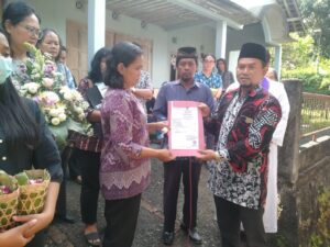 Penyerahan Akta Kematian Atas Nama SUKISMO