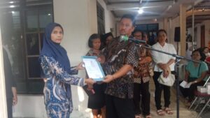 Penyerhan Akta Kematian Atas Nama VERONICA ARI PUJI LESTARI
