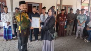Penyerahan Akta Kematian Atas Nama ROTO ATMOJO